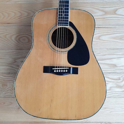 Yamaha FG-300D Acoustic Guitar
